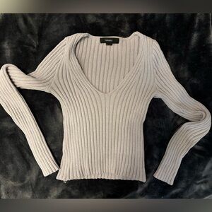 FOREVER 21 V-NECK SWEATER